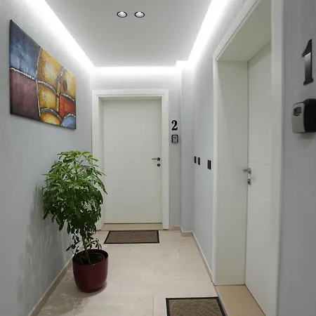 Rs Skendo Apartmán Gjirokastër